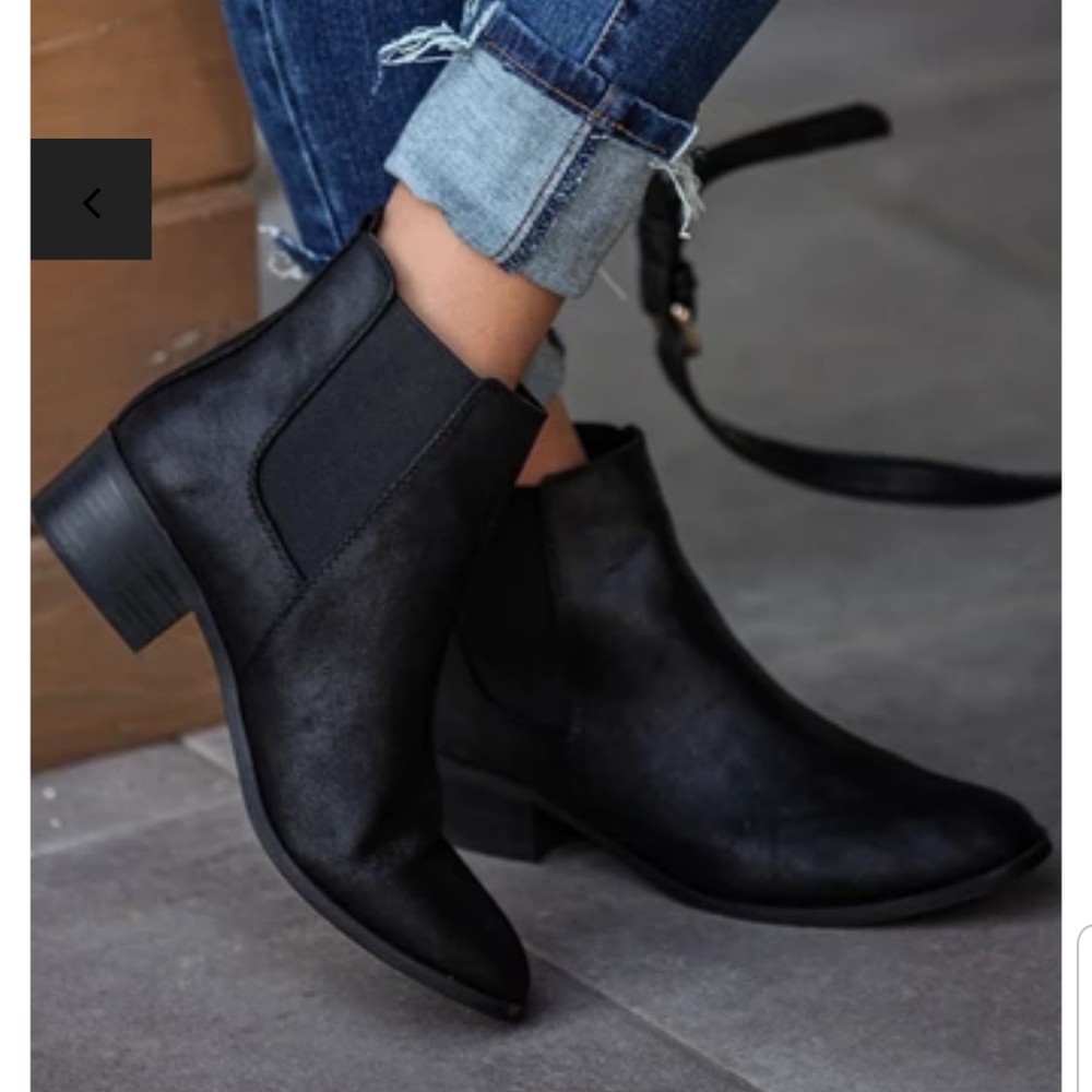 Chelsea ankle bootie